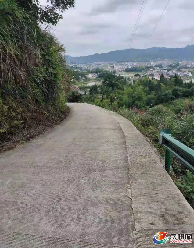 县区 平江县岳阳日报全媒体讯(通讯员 杨耀南)近日,平江县岑川镇由