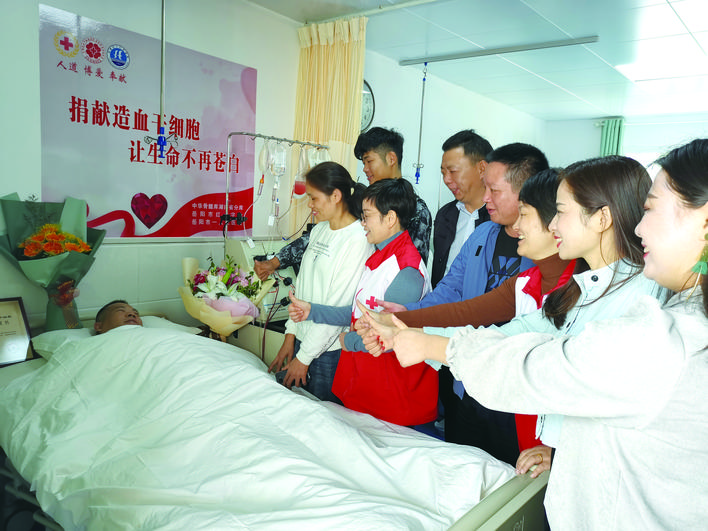 给男友生日礼物排行_送女生生日礼物五大排行榜-口红better礼物