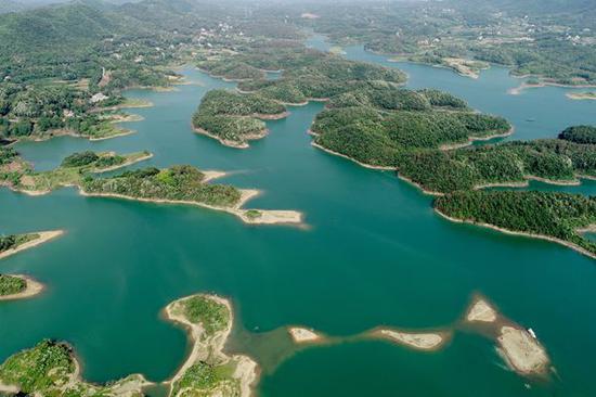 涔槐国家湿地公园位于湖南澧县西北部,范围包括王家厂水库,山门水库