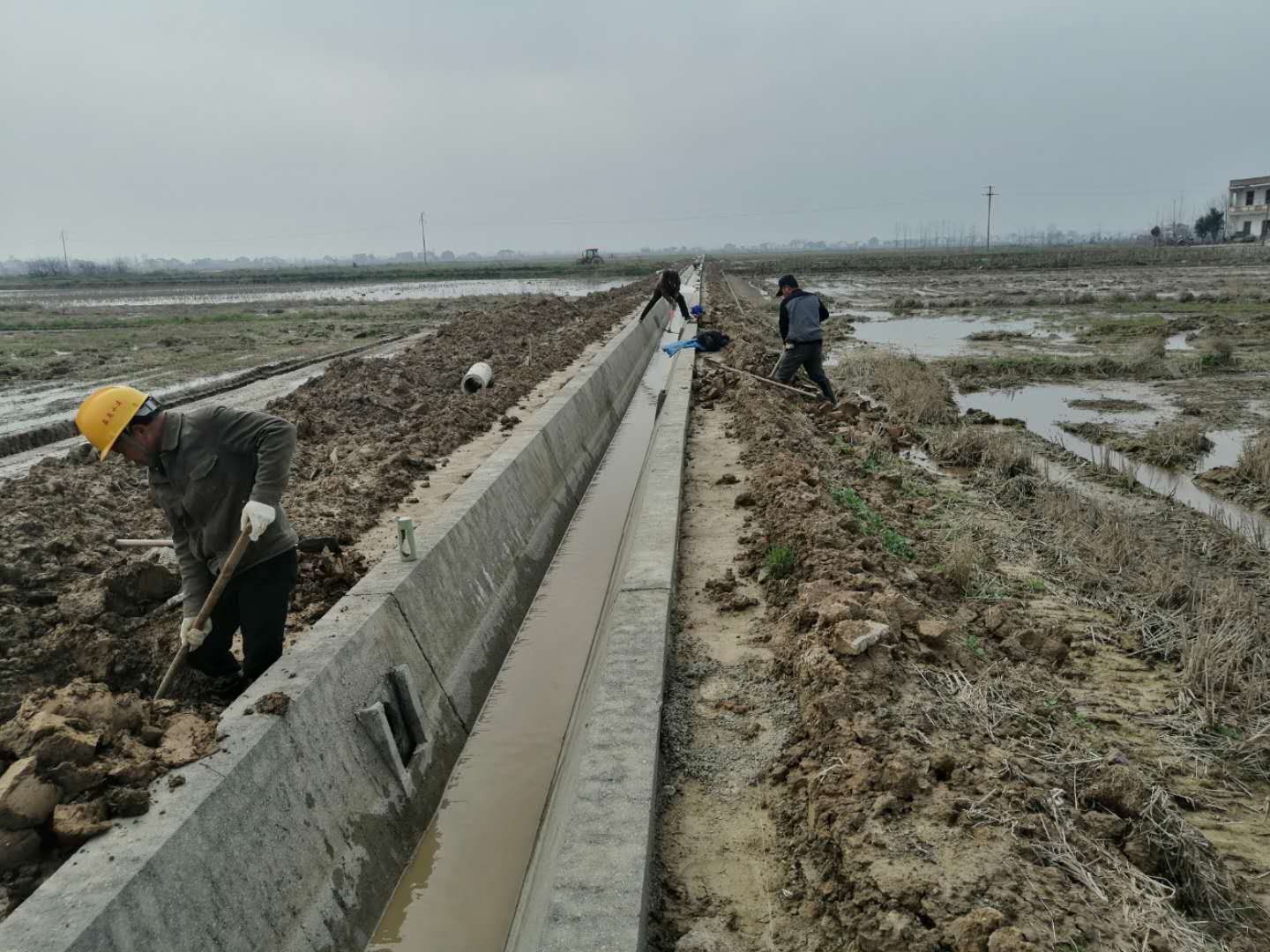 屈原管理区高标准农田沟渠建设项目