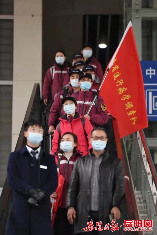 华容疾控勇士李丹紧急驰援石家庄抗疫
