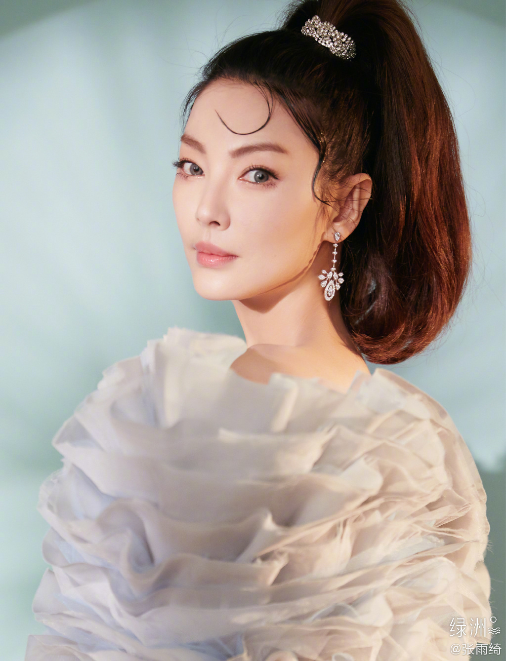 张雨绮微博之夜自带c位