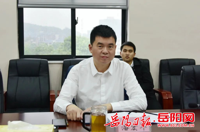 奋力开创发改新局面潘宏军深入南湖新区发改局调研