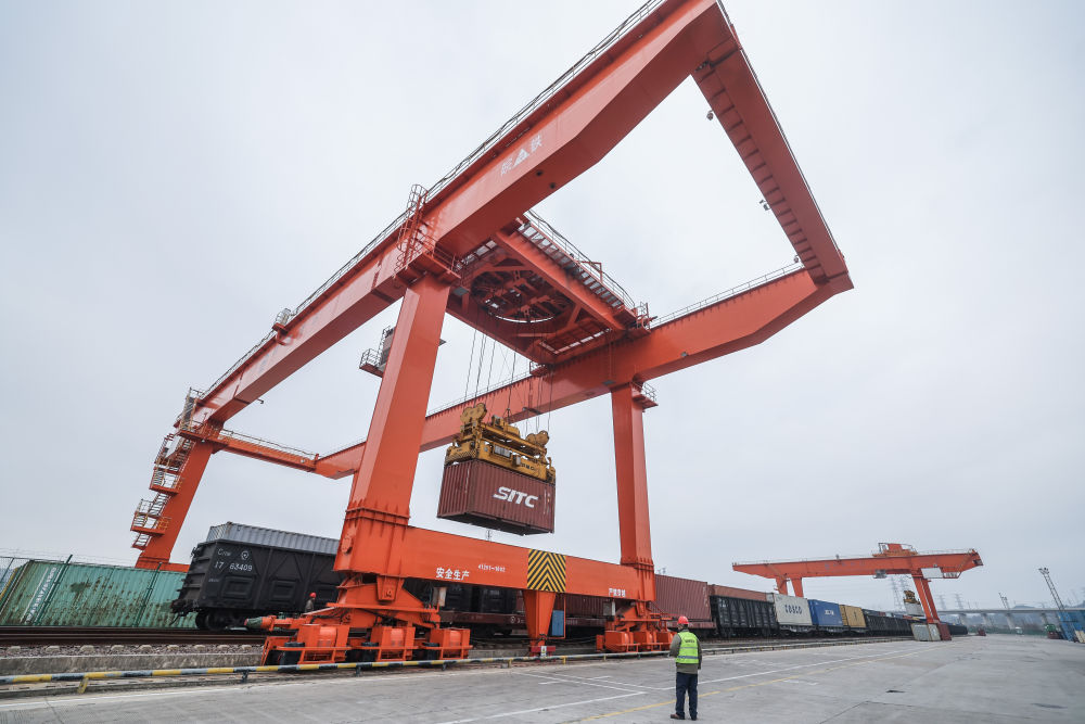 2206408035747818.jpg c3b982bffecd44f5a63338353574bac8.jpg