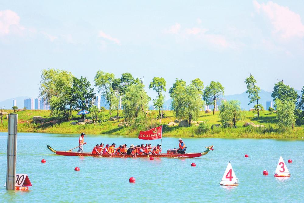 汨罗江畔端午祭屈原