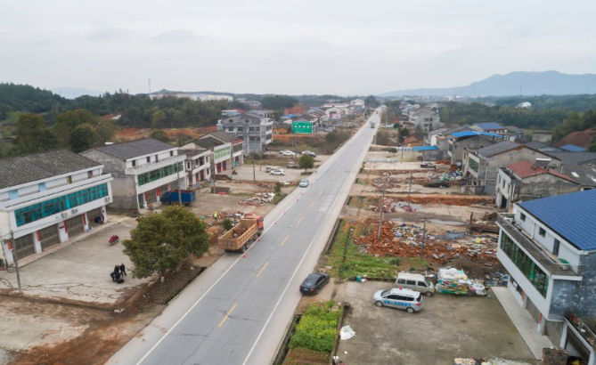 汨罗新市镇:美丽乡村逐颜开