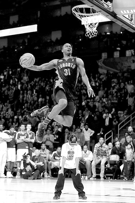 复刻卡特罗斯勇夺"扣篮王"