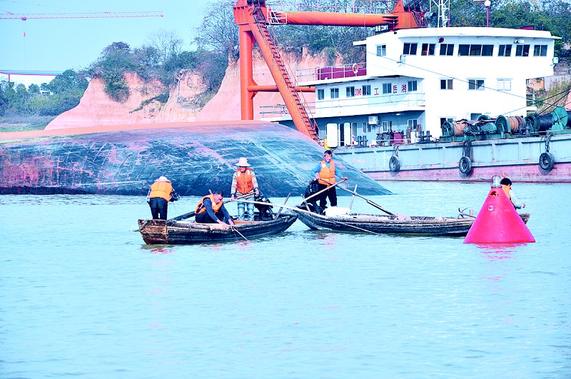湘江湘阴虞公庙段两运砂船相撞