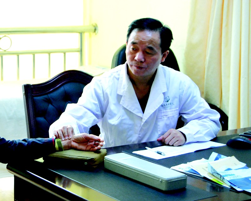 记市中医院 "湖南省名中医"张正元教授