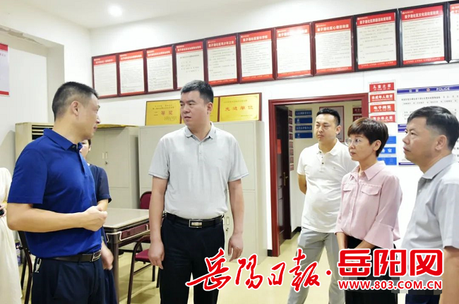 南湖新区潘宏军调研新时代文明实践中心建设工作