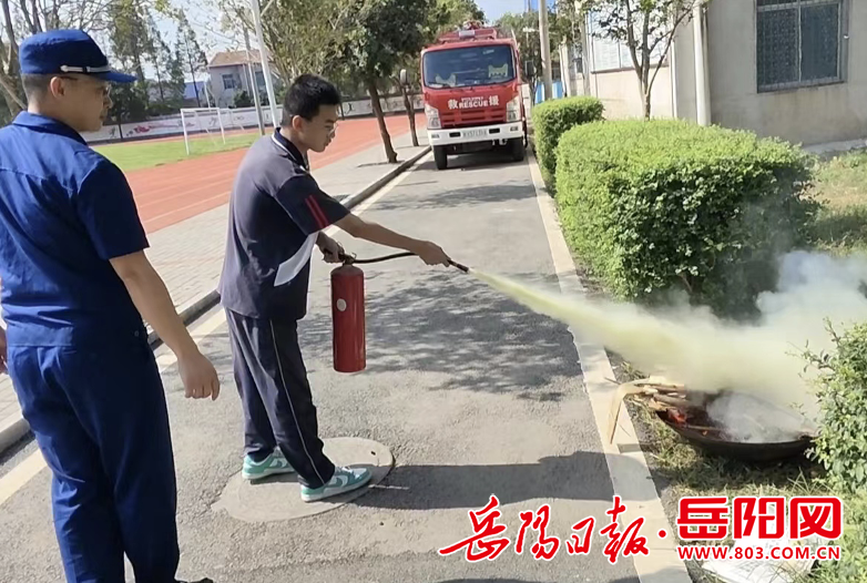 君山区广兴洲中学:消防知识进校园