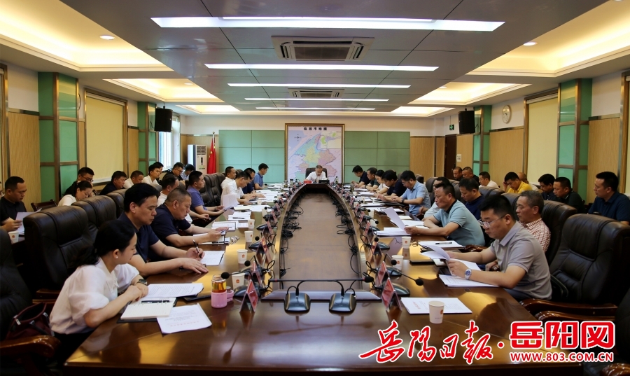 临湘市：刘琦主持召开全市争资争项工作调度会